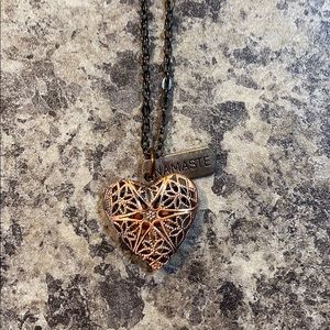 ESSENTIAL OIL DIFFUSER Heart Pendant Necklace